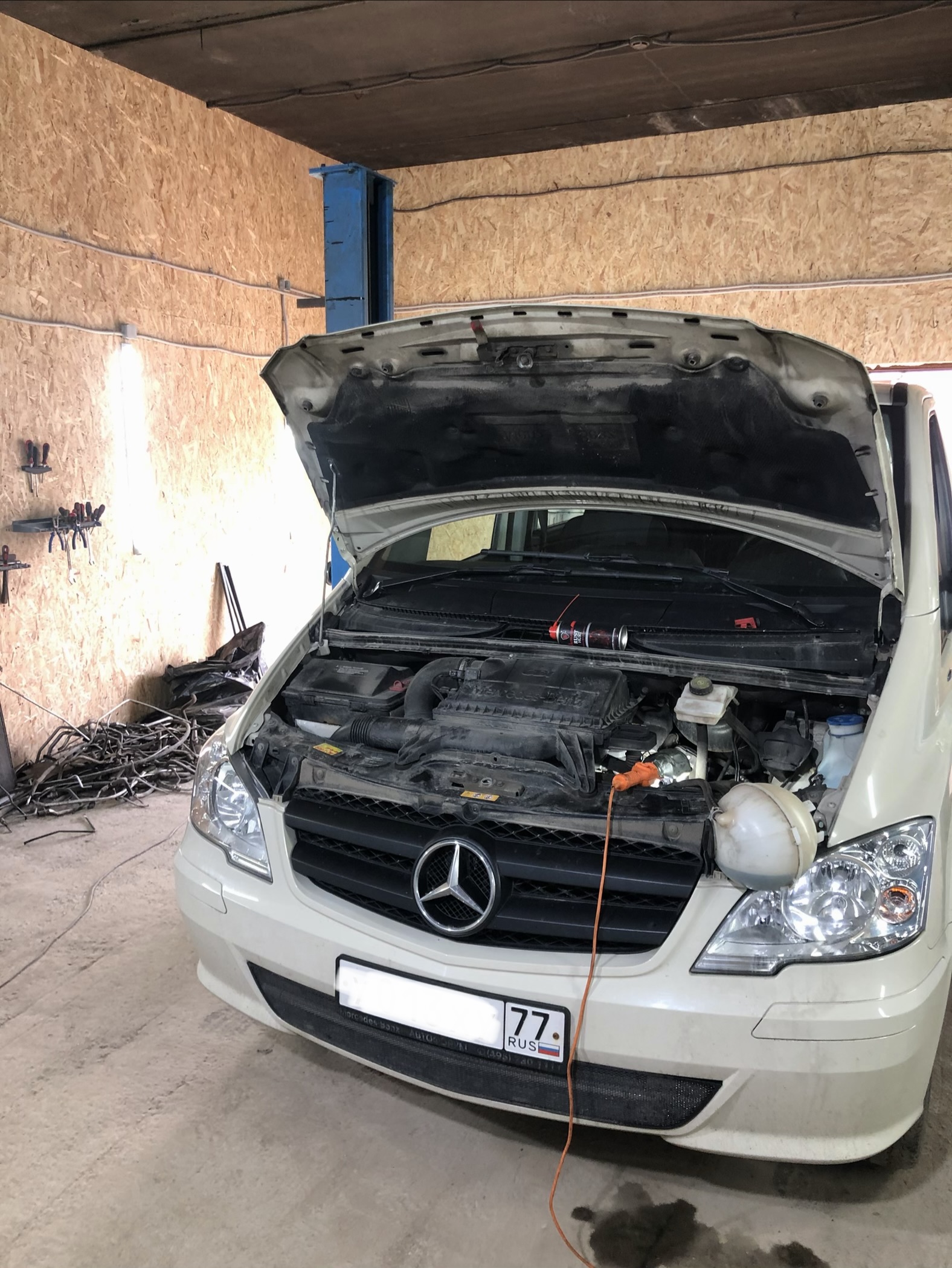 Ремонт заднего контура кондиционера Mercedes